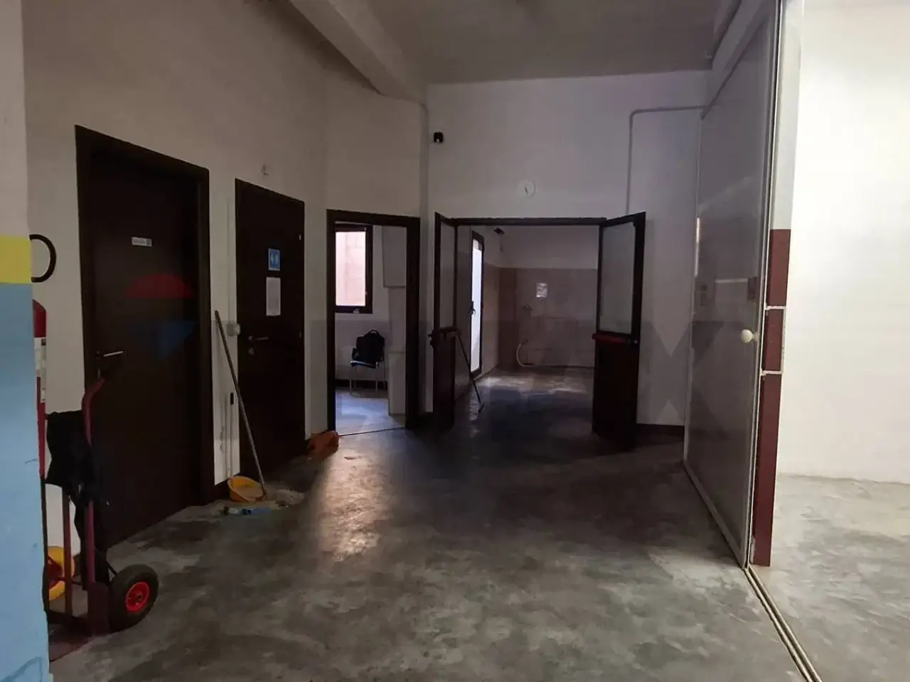 Negozio in Via Luigi  Marsano 21, Vittoria, {3} - Foto 1