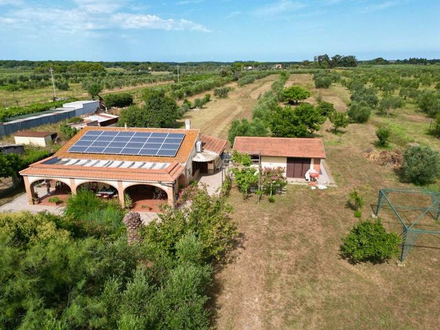 Villa in Via Chiusagrande Prima, Campiglia Marittima - Foto 1