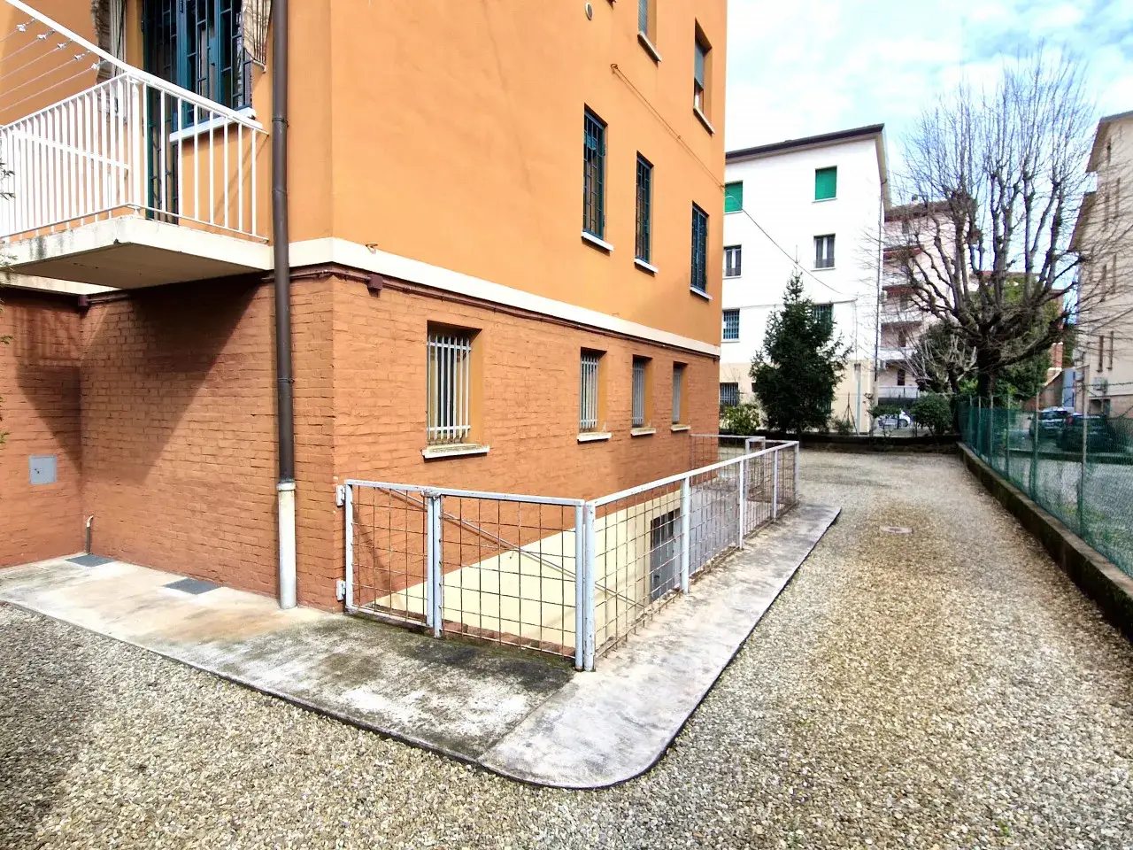Magazzino in Via Renato Fucini,5, Bologna, {3} - Foto 2