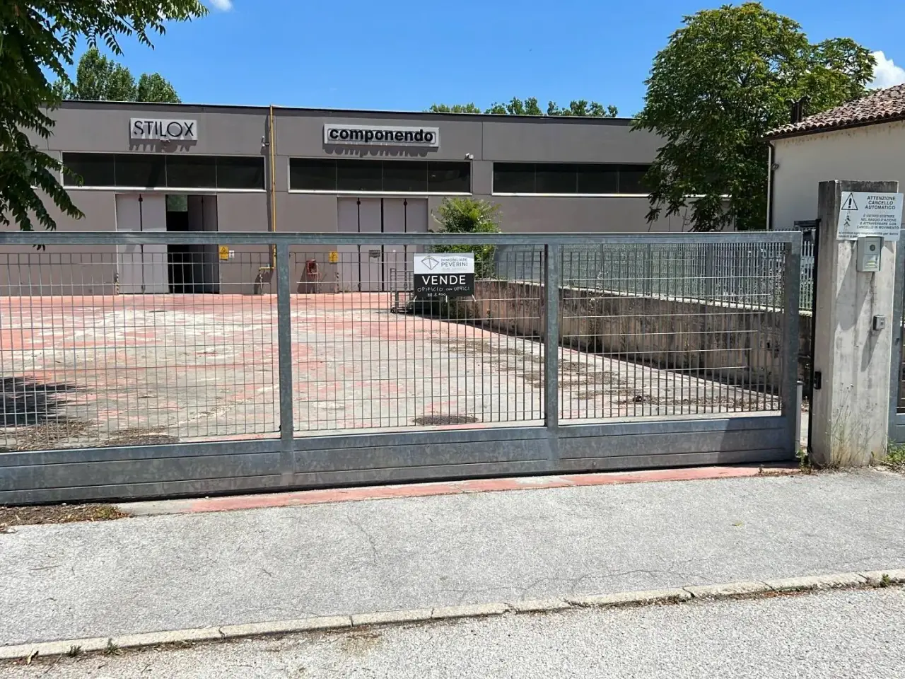 Capannone in Via Ceresani, Fabriano, {3} - Foto 1