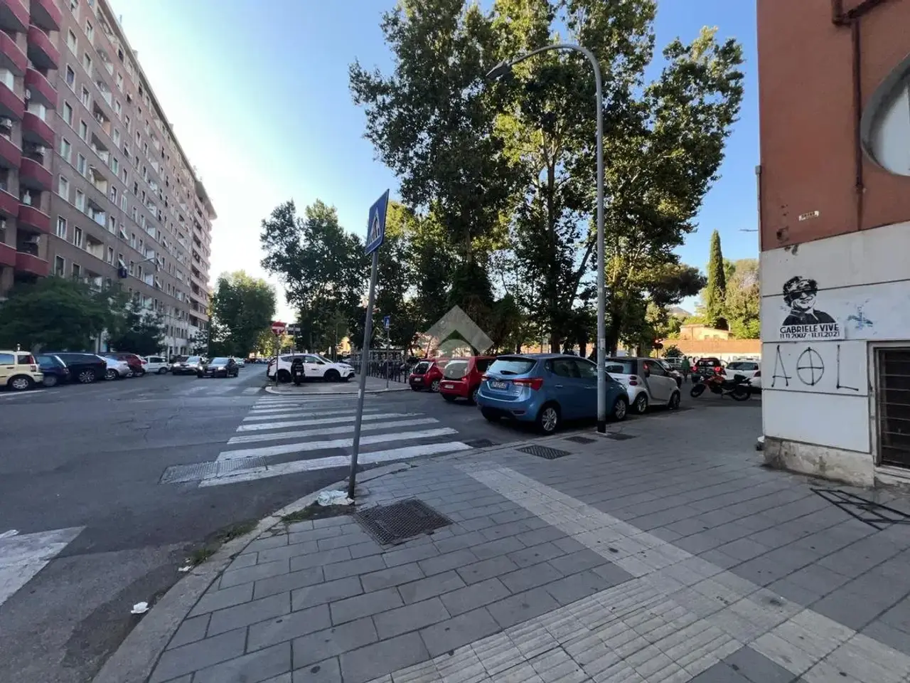 Negozio in Via Amulio 22, Roma, {3} - Foto 2