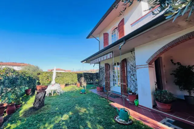 Villa in Via Puliche, Massa - Foto 1