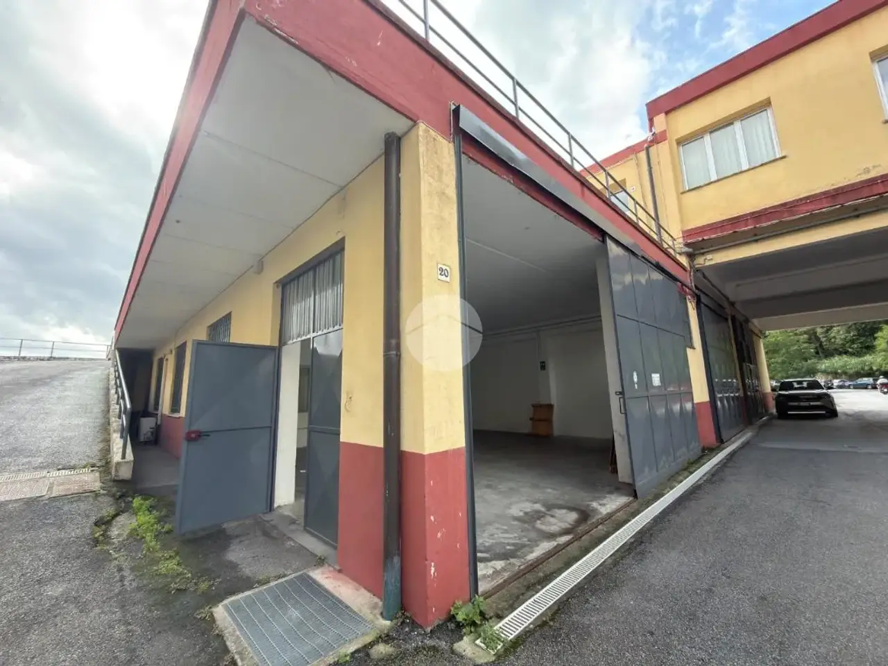 Capannone in Via Val Lerone 20, Arenzano, {3} - Foto 1