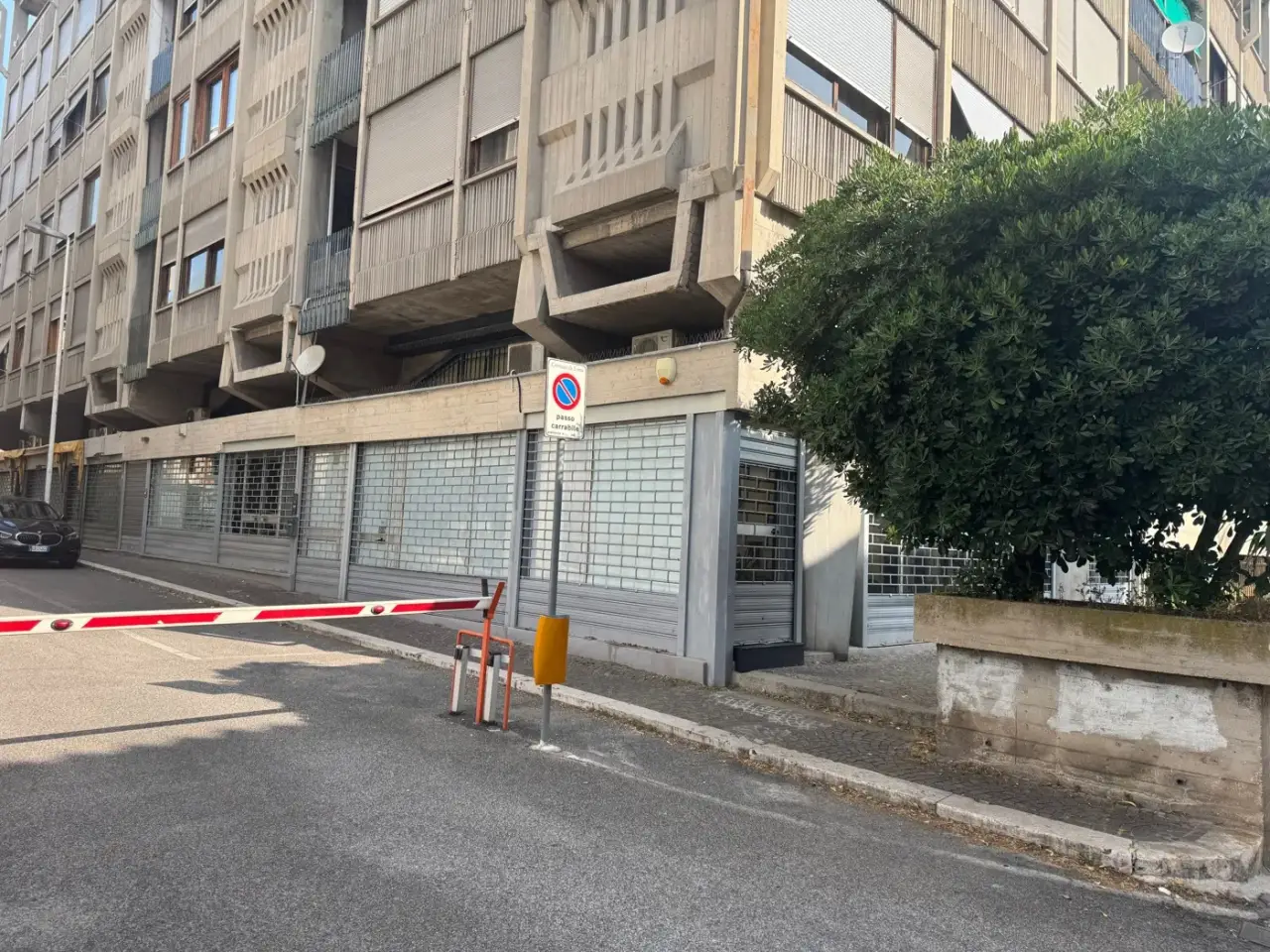 Negozio in Locale in Via delle Conce, Terni, {3} - Foto 1