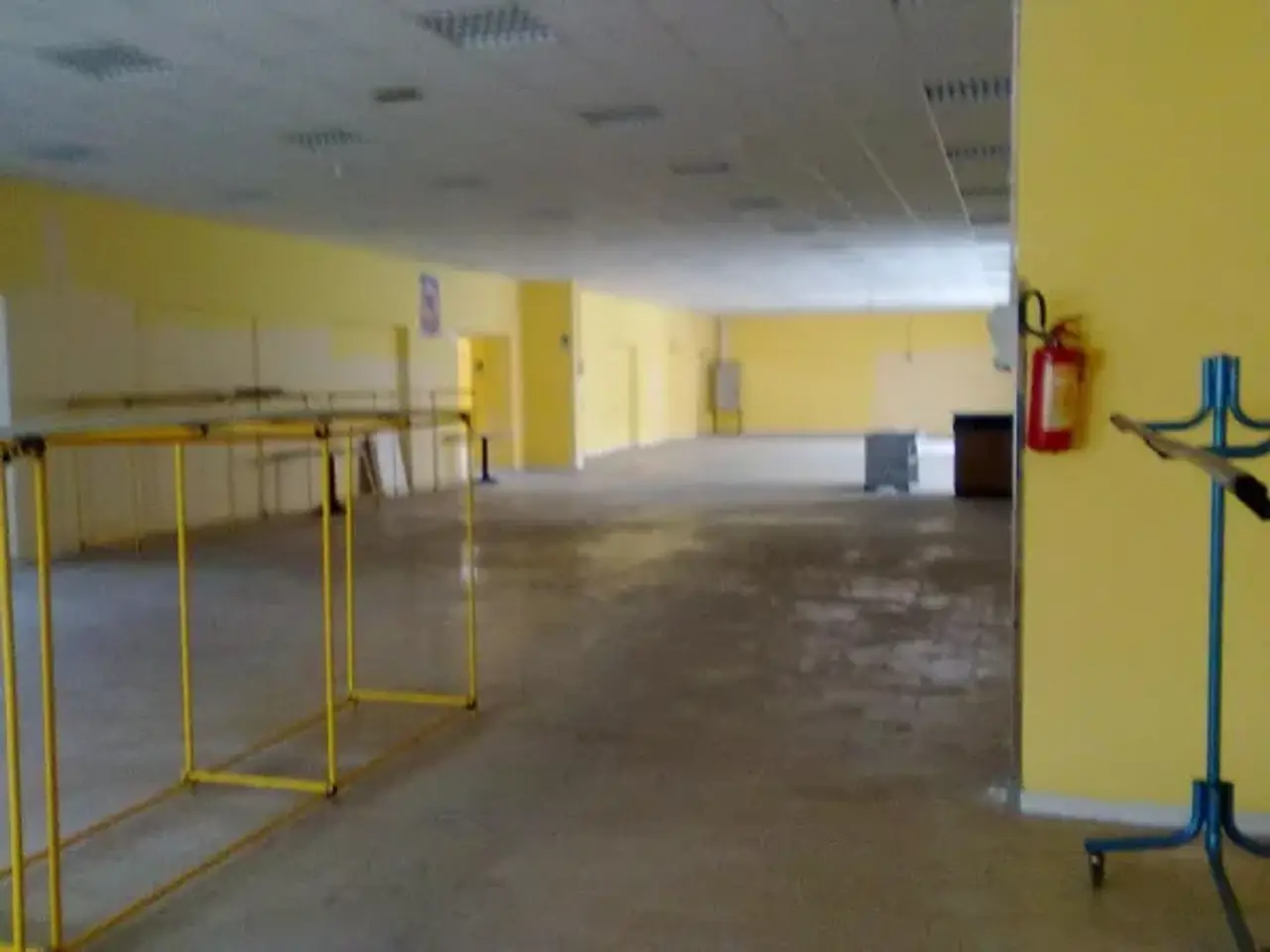 Negozio in Via Casilina Nord, Frosinone, {3} - Foto 1