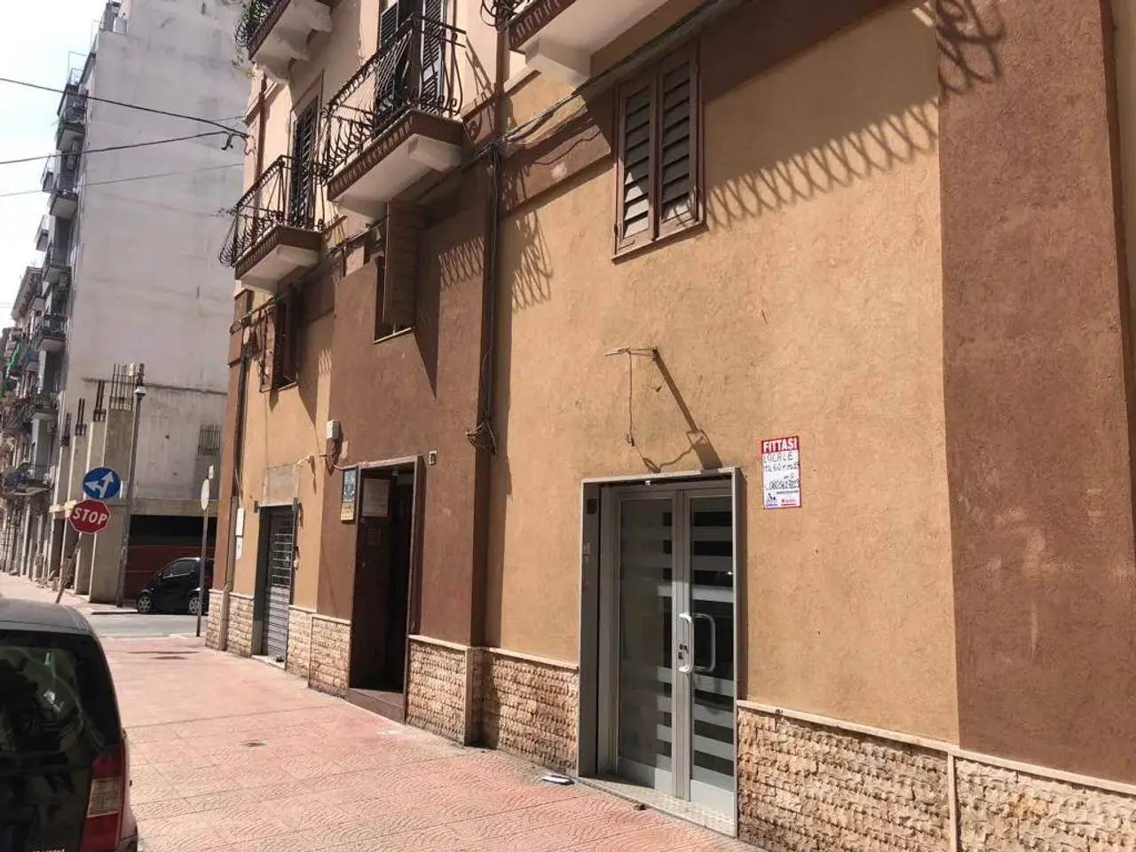 Negozio in , Taranto, {3} - Foto 1