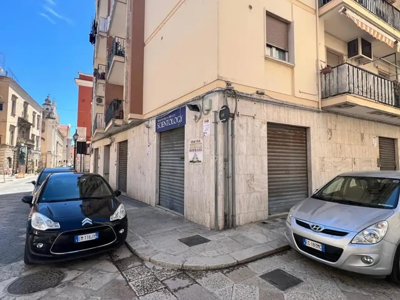 Negozio in Via Cialdini 67, Barletta, {3} - Foto 2