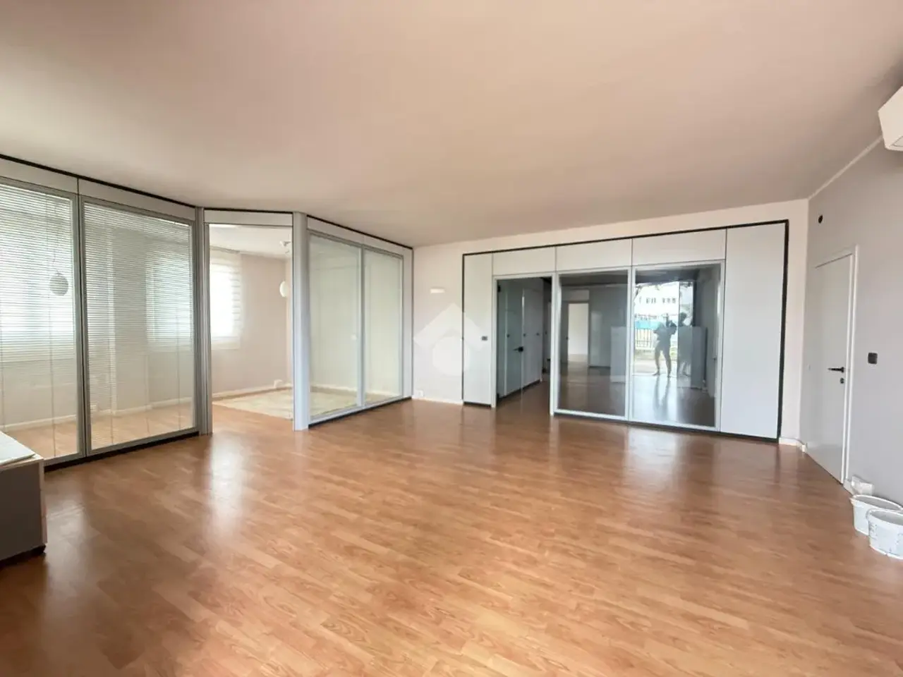 Ufficio in Via Napoli 10, Reggio Emilia, {3} - Foto 1