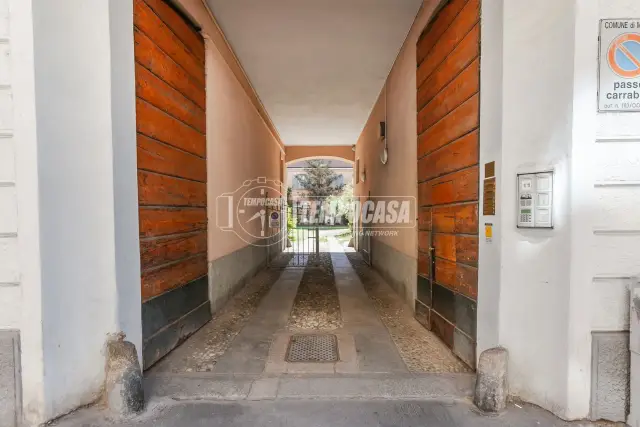insertion image