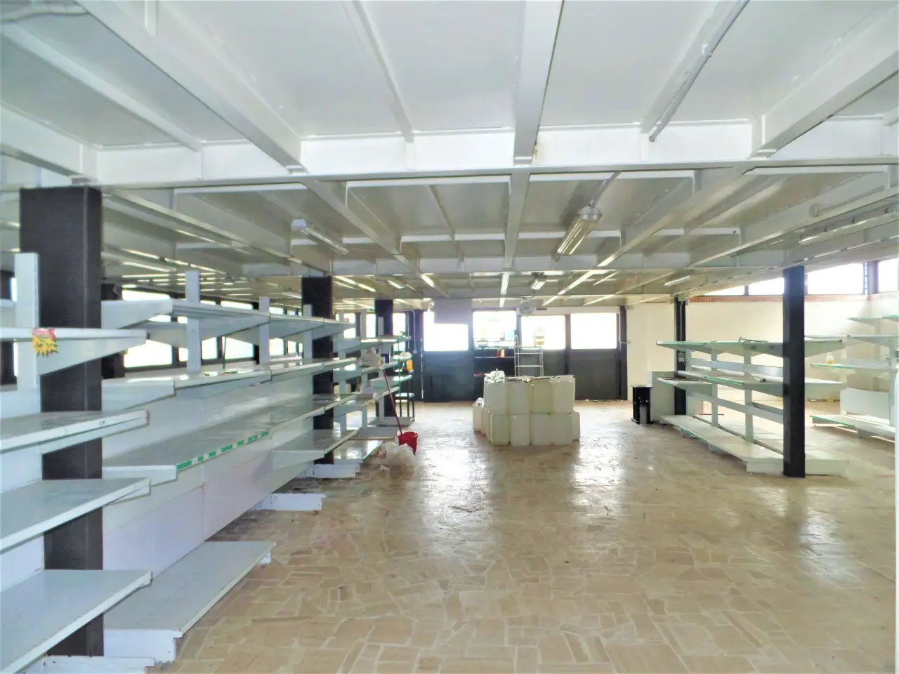 Capannone in Via Canale, Alatri, {3} - Foto 2