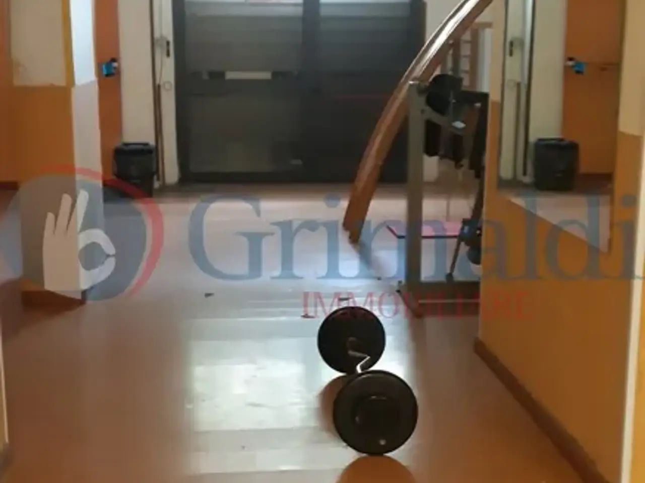 Magazzino in Viale dei Bizantini 270, Catanzaro, {3} - Foto 2