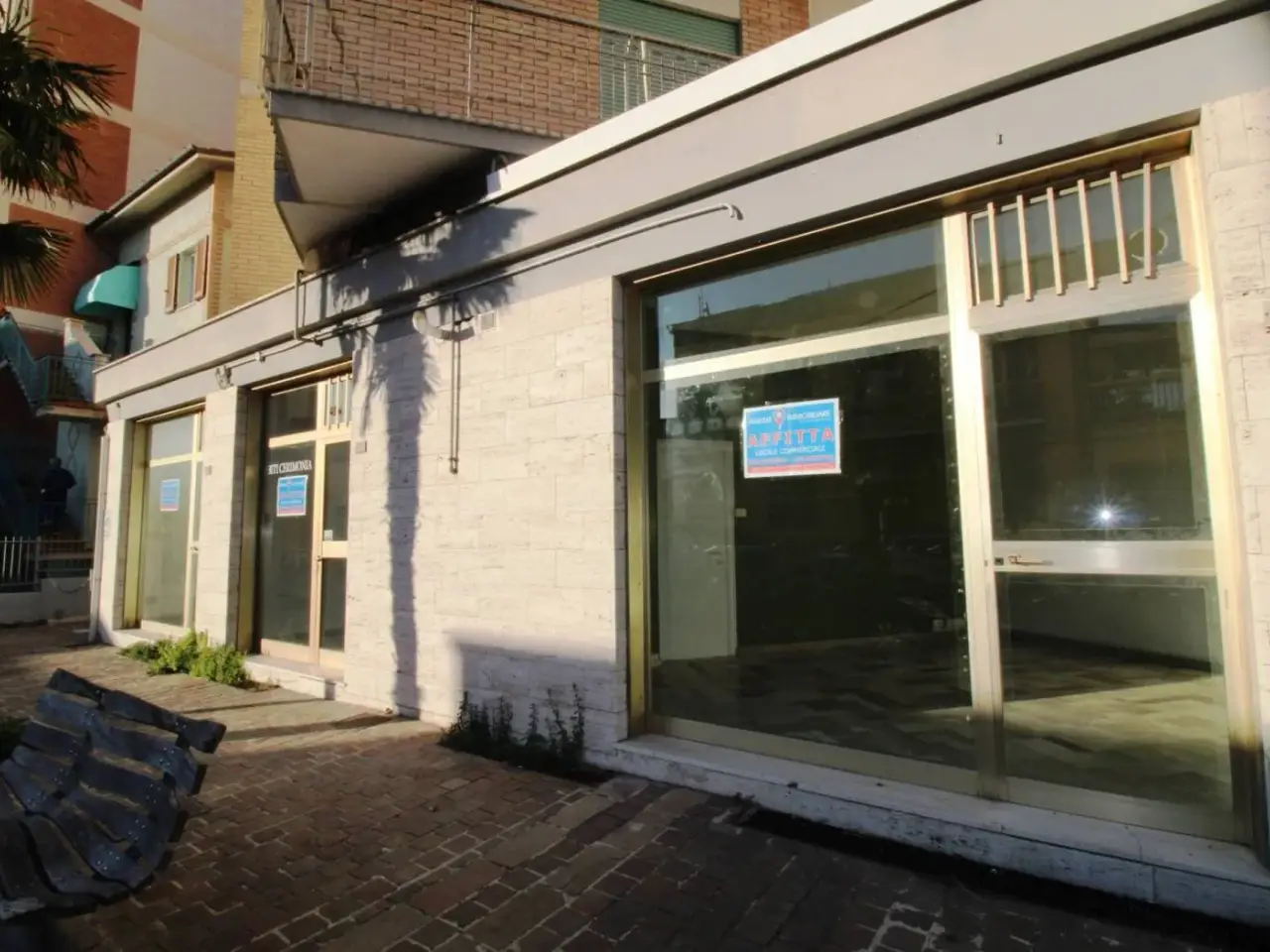 Locale commerciale in Via Regina Elena 31, Civitanova Marche, Civitanova Marche, {3} - Foto 1