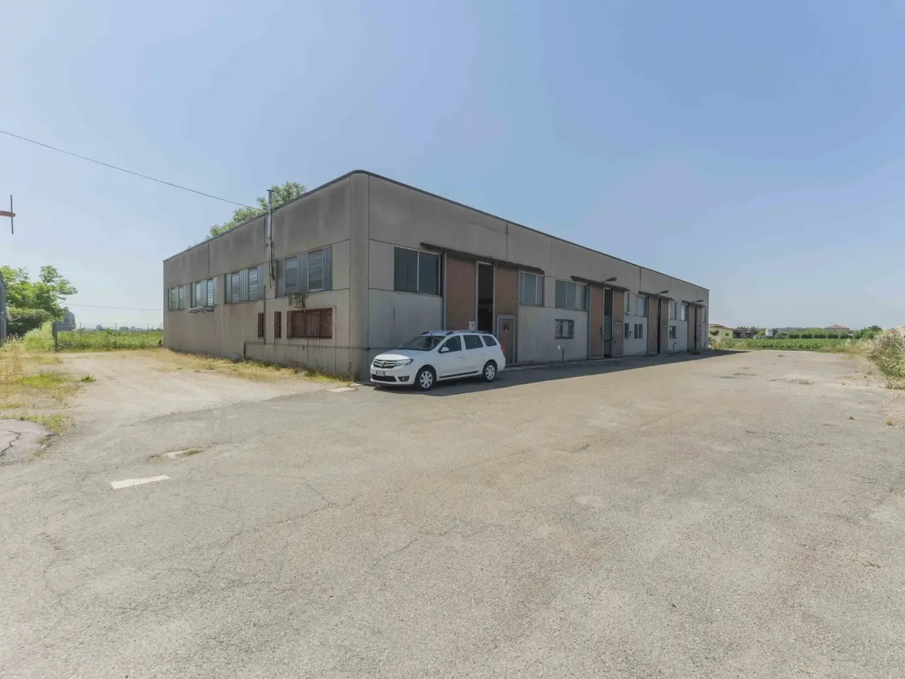 Magazzino in Via Altieri Spinelli 6 - 6a - 8 - 8a, Poggio Renatico, {3} - Foto 2