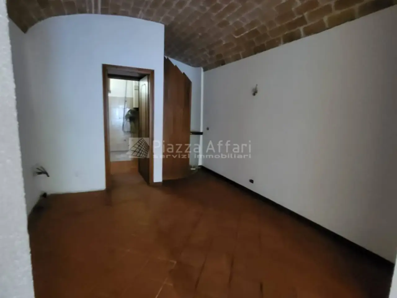 Negozio in Via Berta 11, Reggio Emilia, {3} - Foto 2