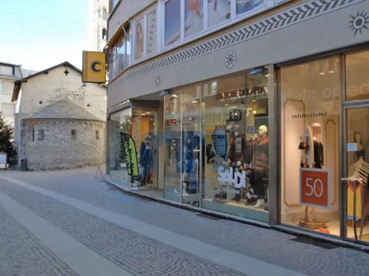 Negozio in Via 4 Novembre 90, Bormio, {3} - Foto 1