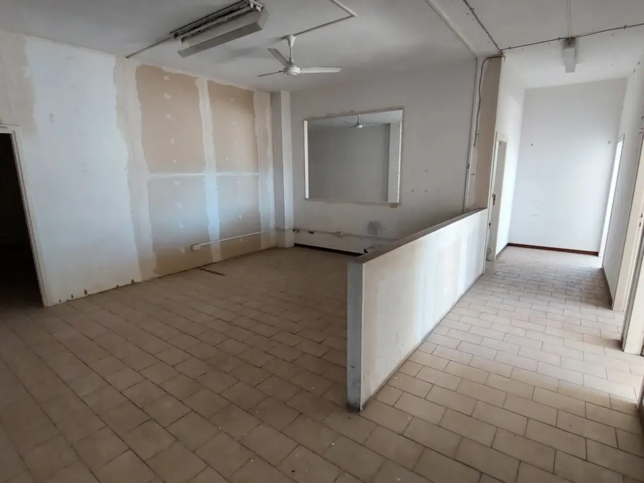 Ufficio in Via Monte Leoni, Grosseto, {3} - Foto 1