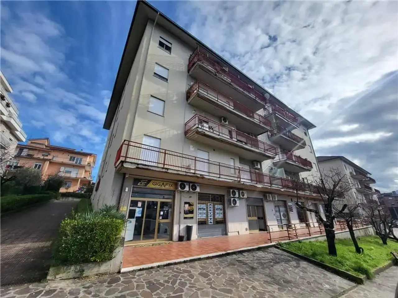 Negozio in Via Trieste, Pontecorvo, {3} - Foto 1