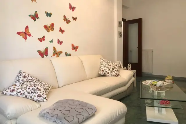 2-room flat in Via Filippo Re, Pomezia - Photo 1