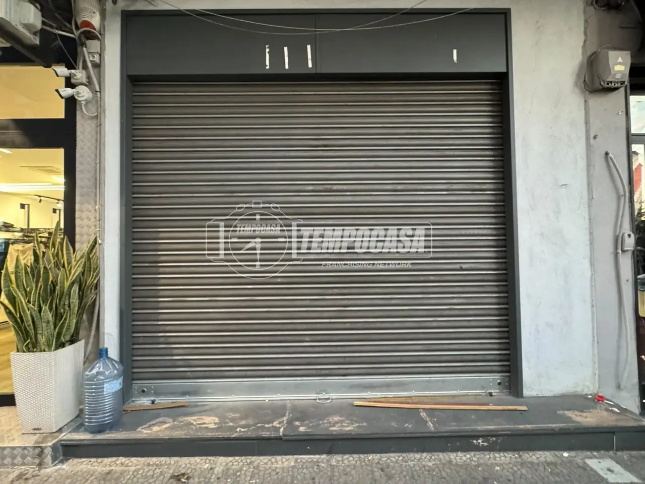 Negozio in Viale Cavalleggeri d'Aosta, Napoli, {3} - Foto 1
