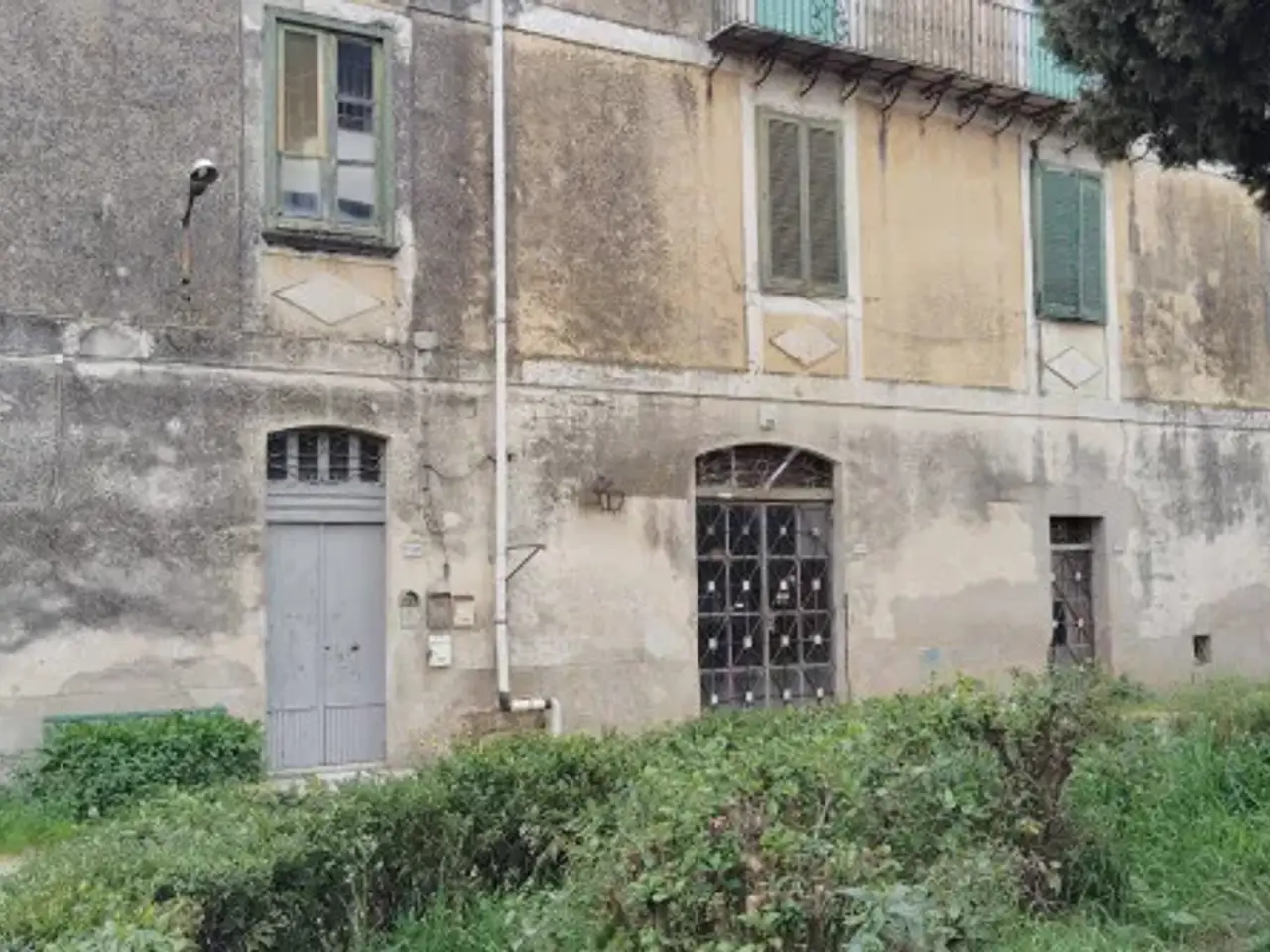 Negozio in Via Fratelli Rosselli 183, Montecorvino Rovella, {3} - Foto 1