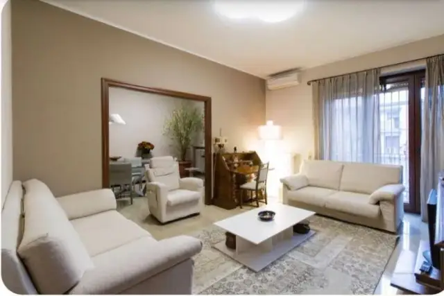 3-room flat in Via Arrigo Boito 12, Monza - Photo 1