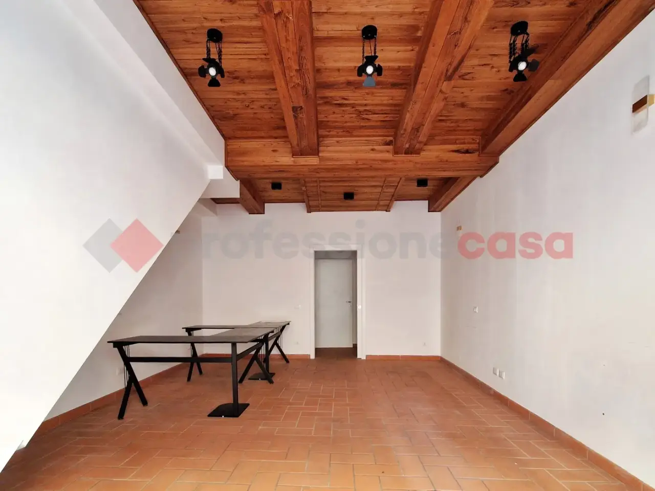 Negozio in Via Cavour 48, L'Aquila, {3} - Foto 2