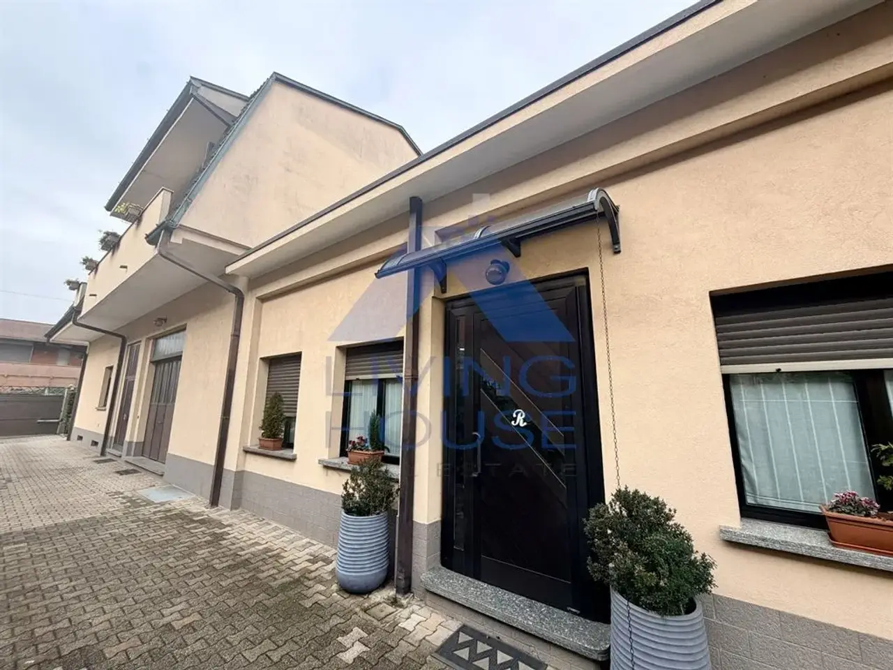 Capannone in Via Indipendenza 8, Muggiò, {3} - Foto 2