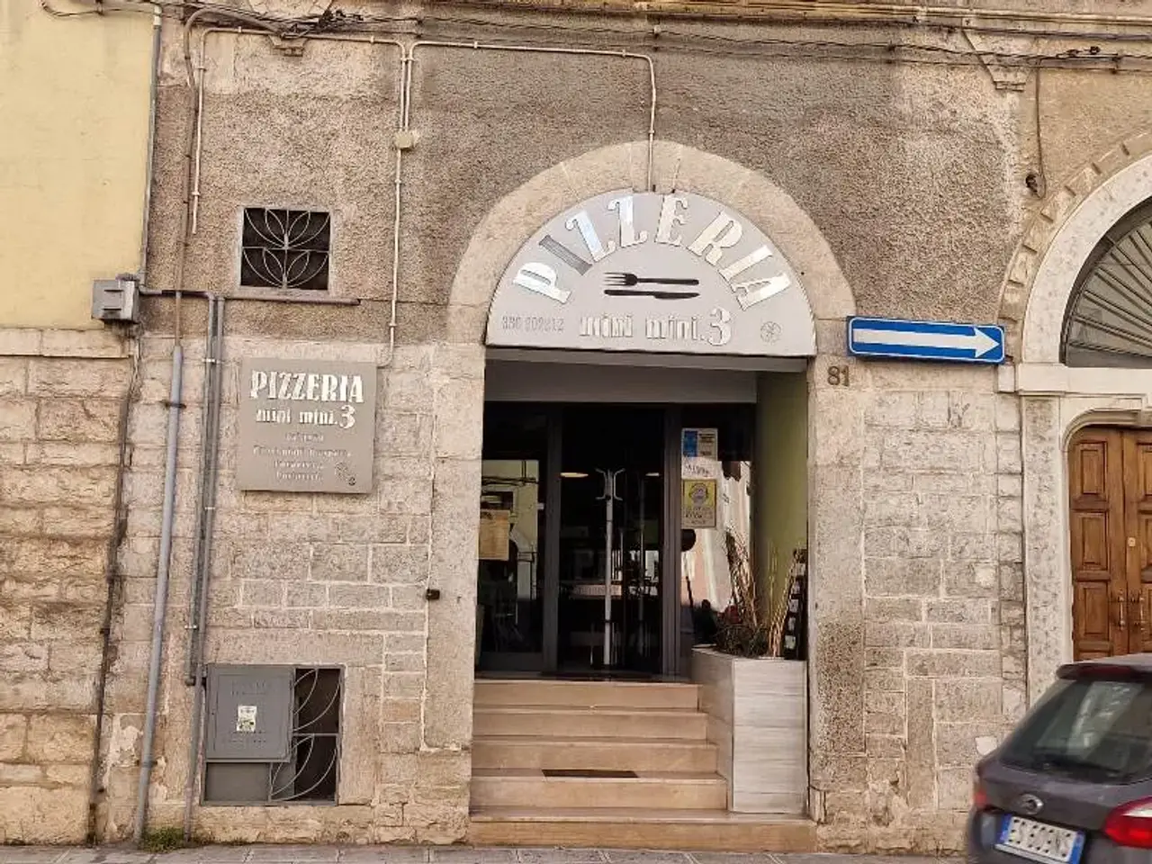Locale commerciale in Via Giovanni Bovio Andria, Andria, Zona Centro, Andria, {3} - Foto 1