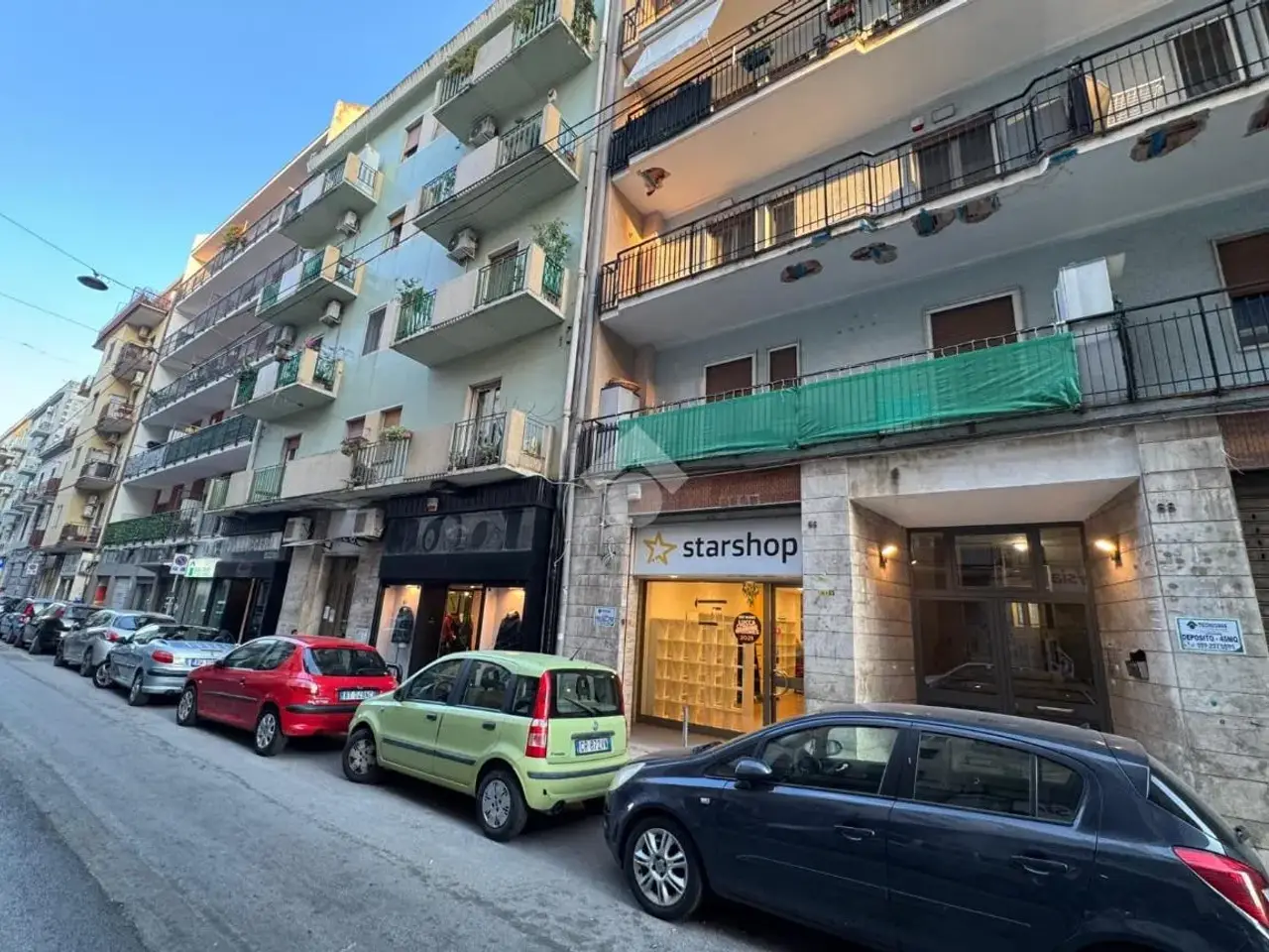 Magazzino in Via Pasubio 88, Bari, {3} - Foto 2