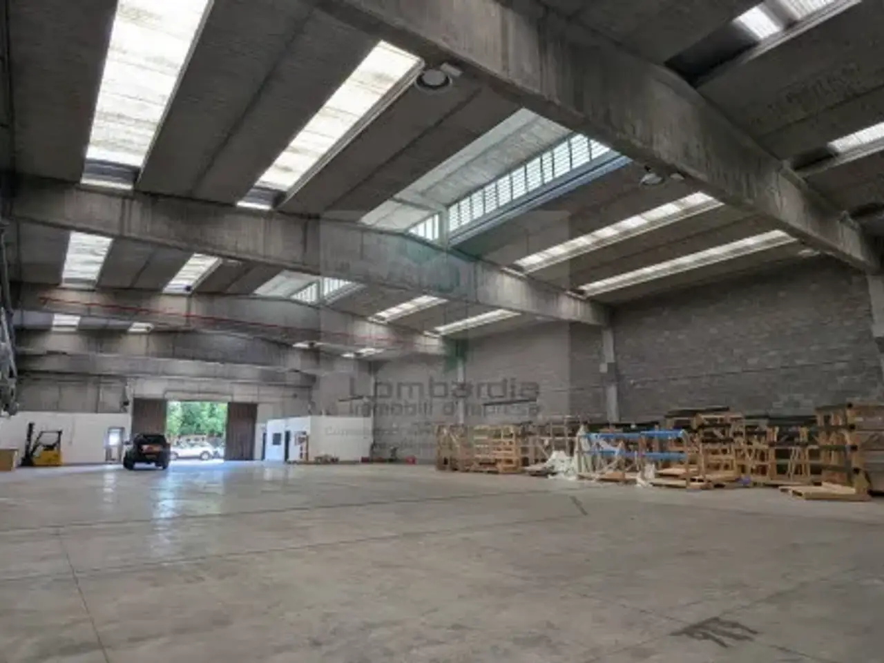 Capannone in Via Galileo Galilei, Segrate, {3} - Foto 1