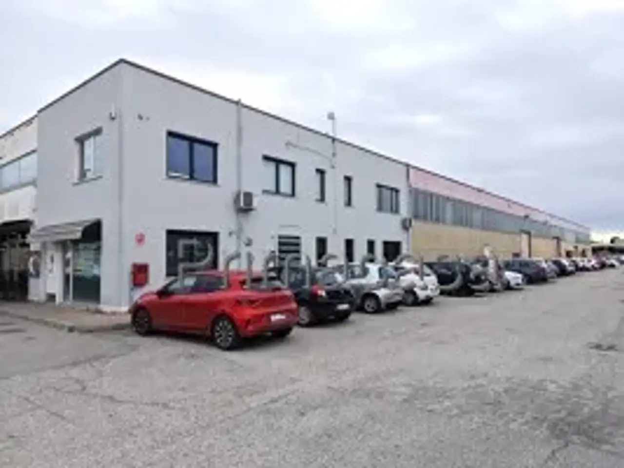 Capannone in Viale del Lavoro, San Martino Buon Albergo, {3} - Foto 2