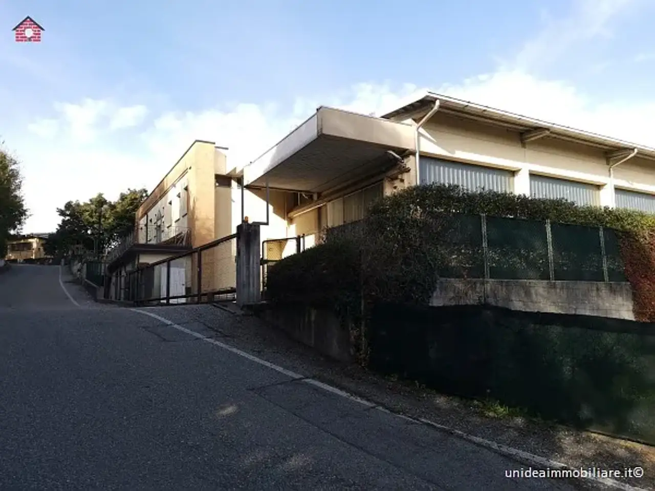 Capannone in Cocquio, Cocquio Trevisago, Comunità Montana Valli del Verbano, Varese, Lombardia, 21034, Italia, Cocquio Trevisago, {3} - Foto 2