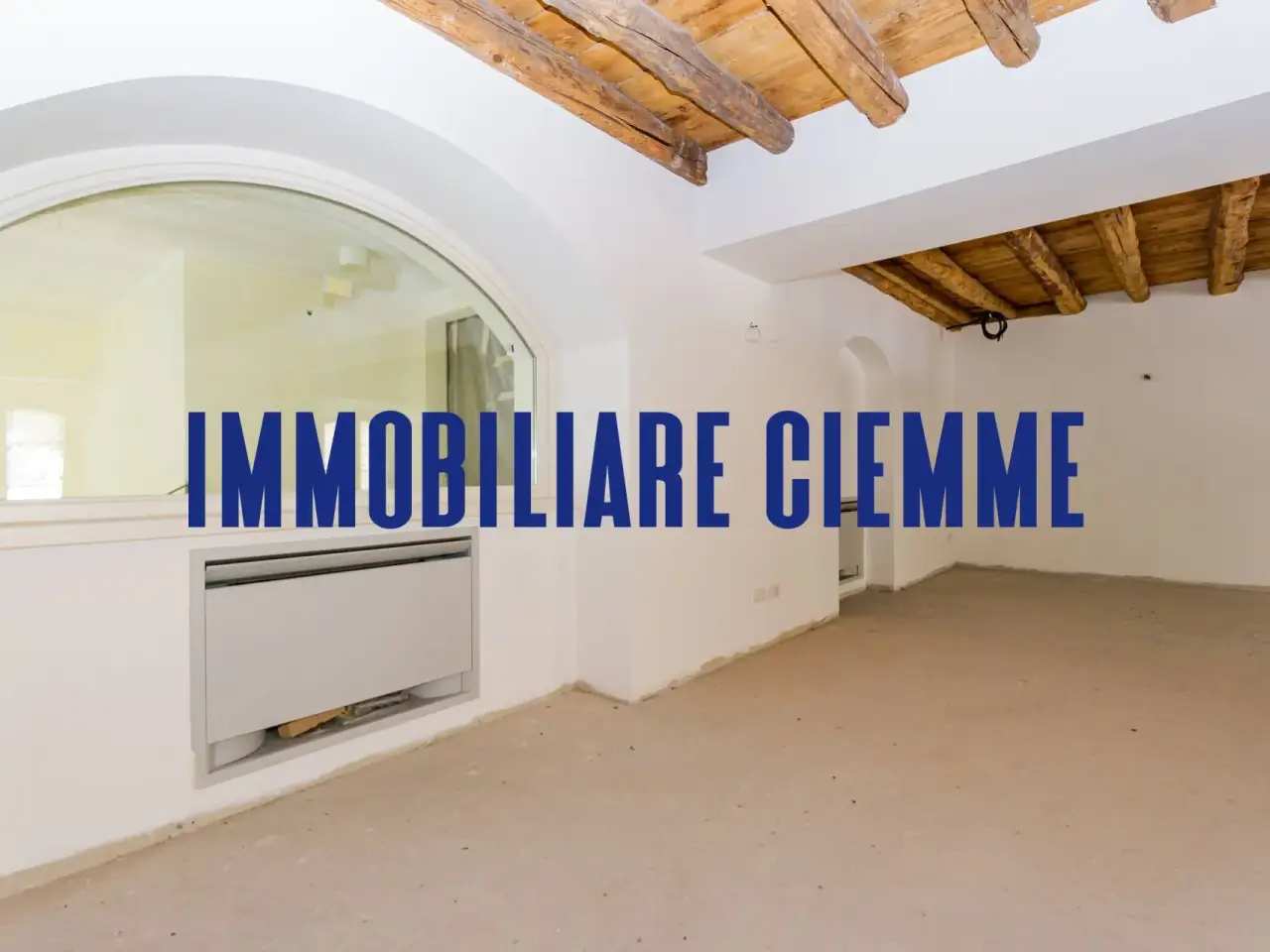 Ufficio in Corso Martiri della Liberazione 53, Lecco, {3} - Foto 1