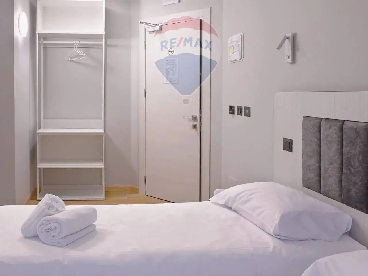 Albergo in , Rivoli, {3} - Foto 2