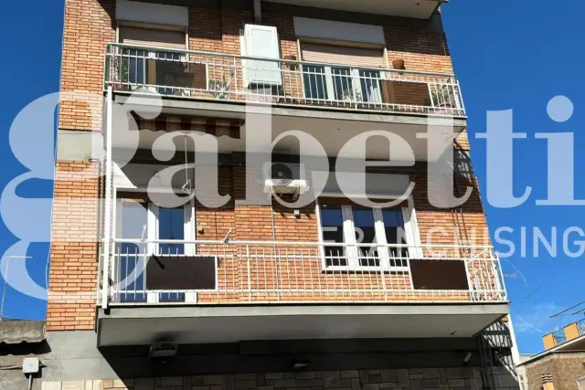 Vierzimmerwohnung in Via Vittorio Veneto 81, Nettuno - Foto 1