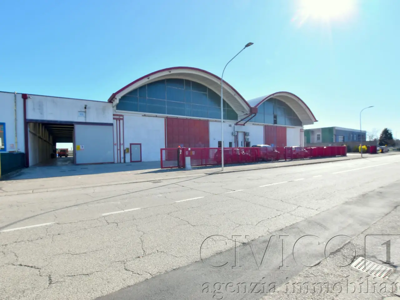 Capannone in Viale dell' Industria, Rubano, {3} - Foto 1