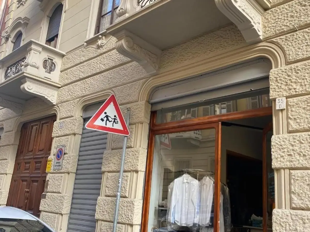 Negozio in a Vincenzo Gioberti 35, Torino, {3} - Foto 1