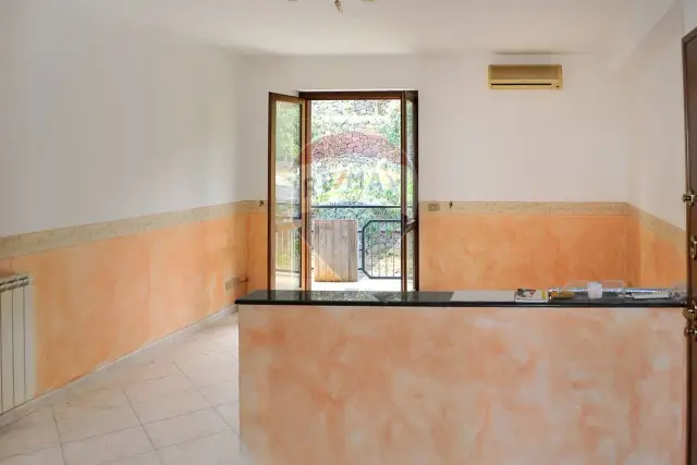 4-room flat, Aci Catena - Photo 1