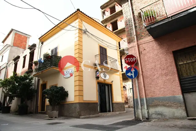 Trilocale in Via Vittorio Alfieri (Angolo Via Plebiscito), Sant'Agata di Militello - Foto 1