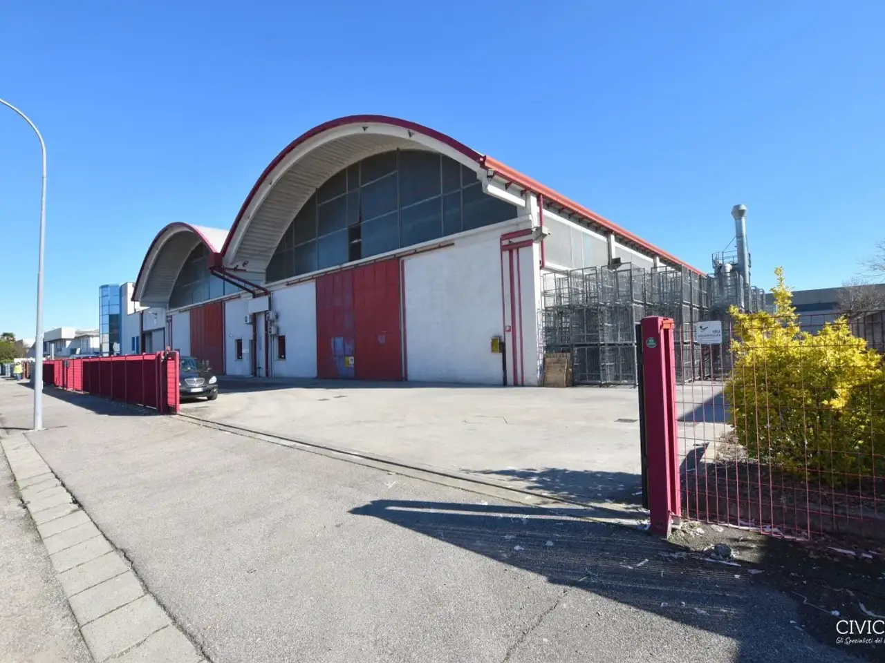 Capannone in Viale dell' Industria, Rubano, {3} - Foto 2