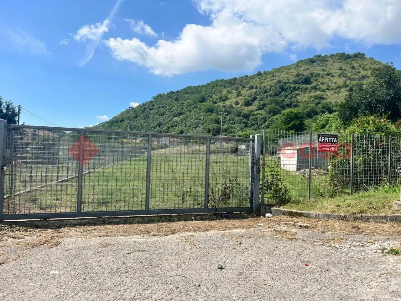 Negozio in Via Marino Fardelli Angolo Via Casarinelli 1, Cassino, {3} - Foto 2