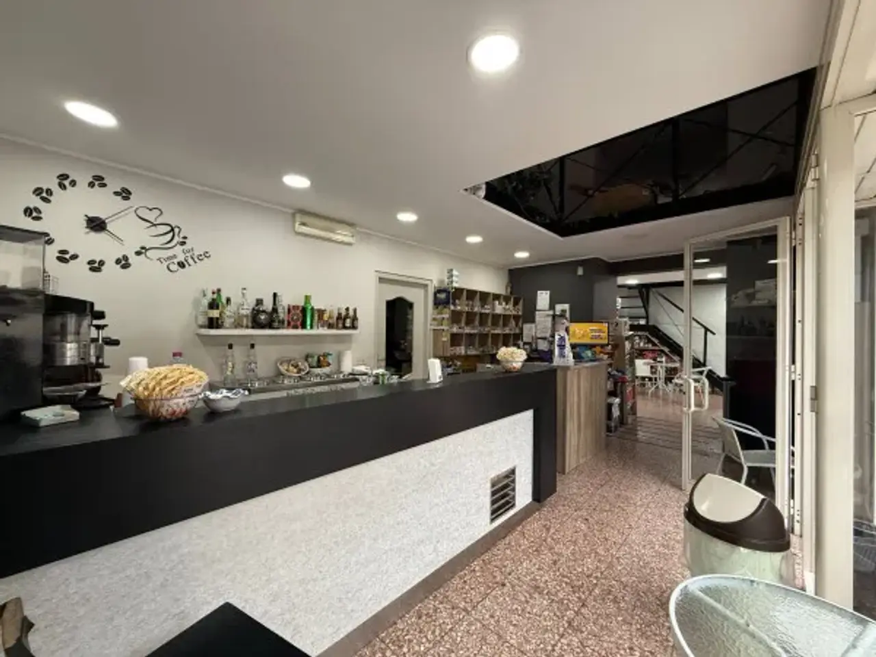 Tabaccheria in Via Roma 125, Saponara, {3} - Foto 1