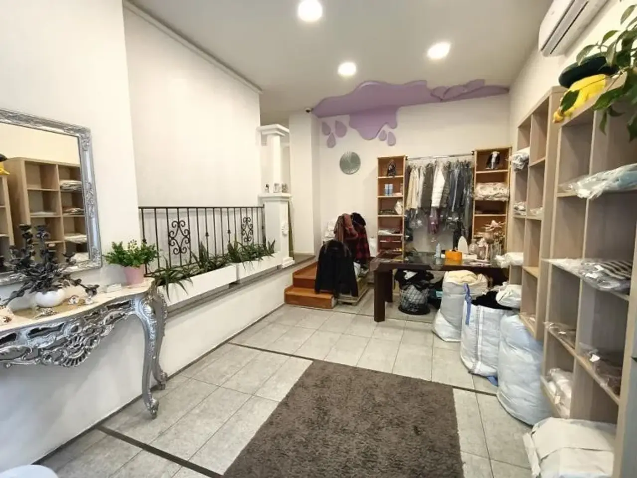 Locale commerciale in Via Giuseppe Garibaldi,30,Fano, Fano, {3} - Foto 1