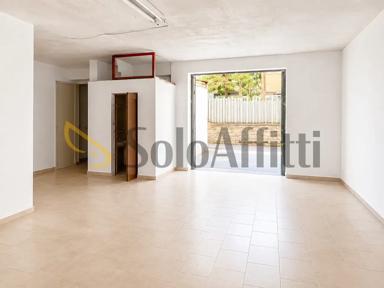 Magazzino in Strada Vicinale Reggente, Napoli, {3} - Foto 1