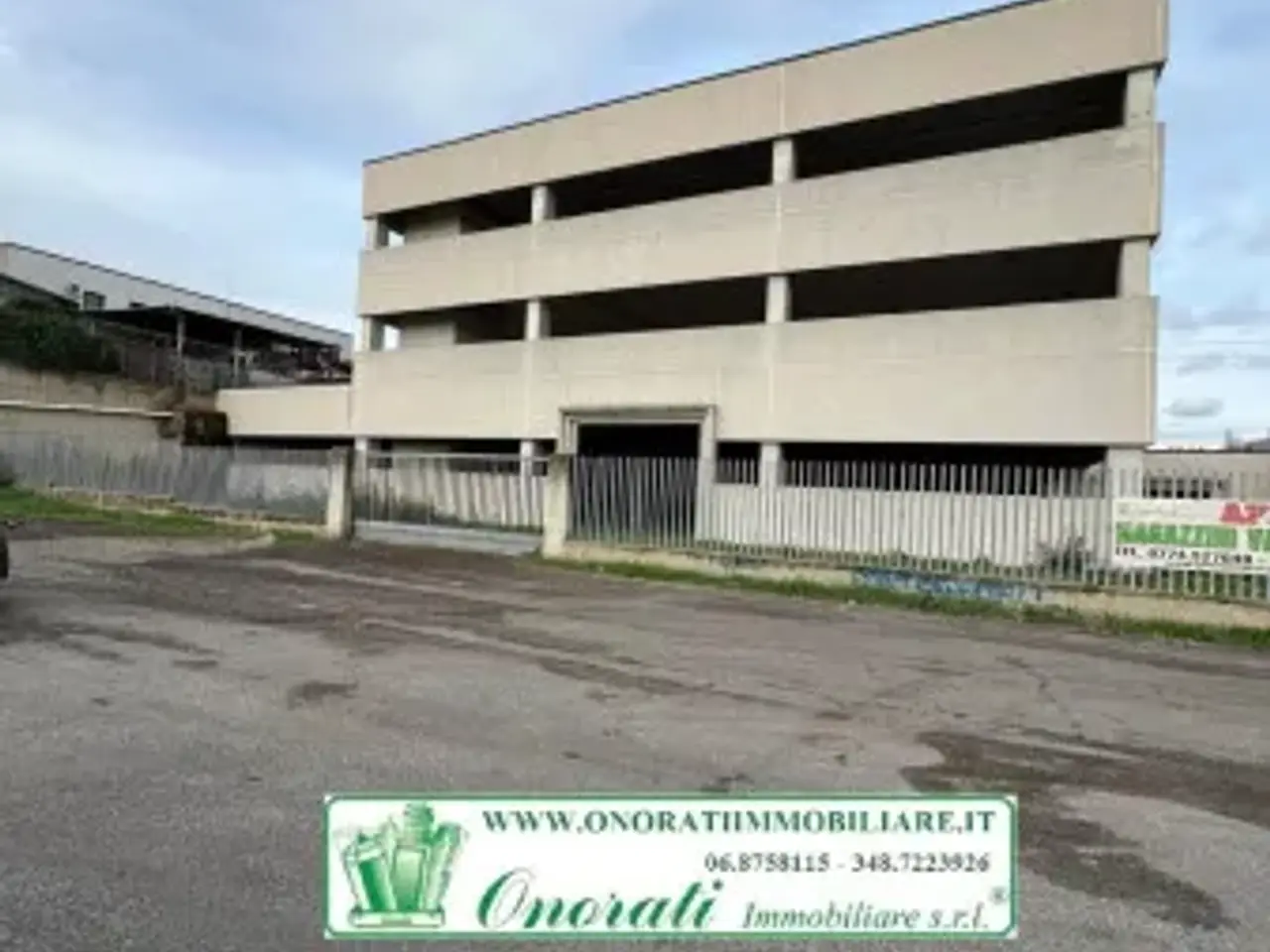 Capannone in , Guidonia Montecelio, {3} - Foto 1