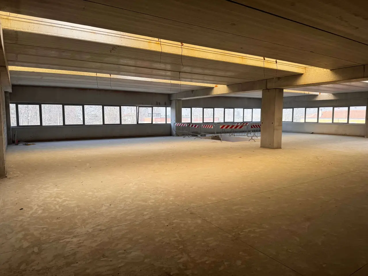 Palazzina commerciale in Via della Pace, San Mauro Pascoli, {3} - Foto 1