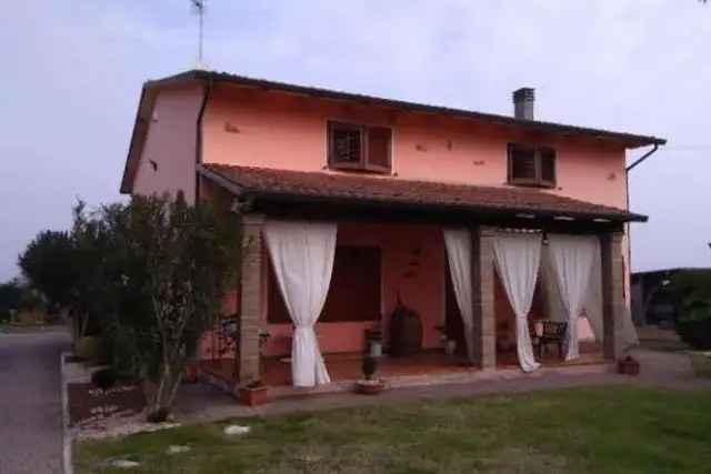 Casa indipendente in Via Guberta, Conselice - Foto 1