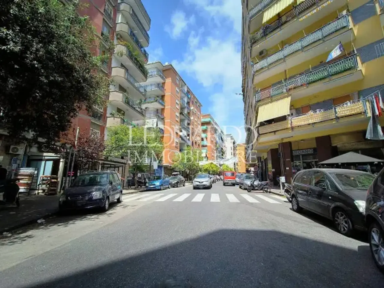 Negozio in Via Raffaele Calvanico, Napoli, {3} - Foto 1