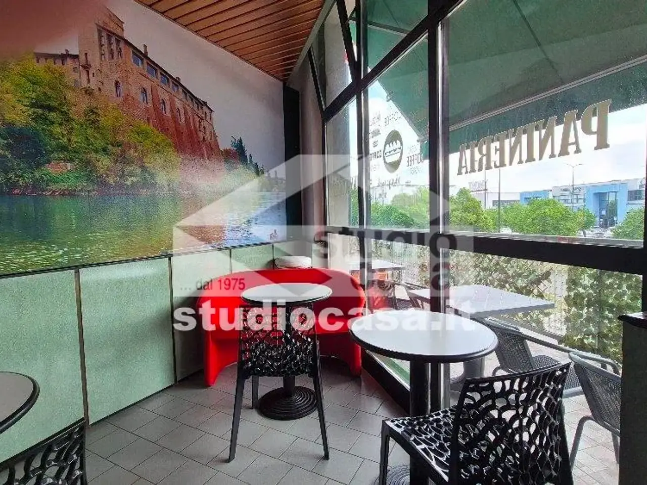 Immobile commerciale in Piazza Gobetti 1, Cassano D'Adda, {3} - Foto 1