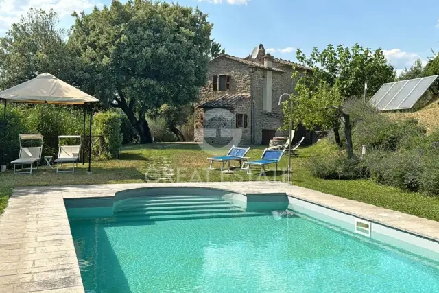 Country house or cottage, Civitella in Val di Chiana - Photo 1